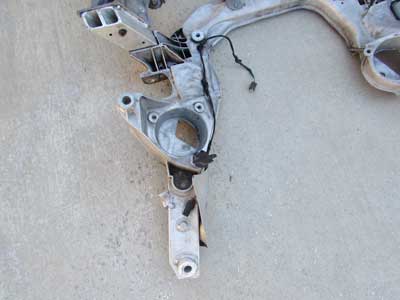 BMW Front Subframe Engine Cradle Cross Member Axle Support 31116799321 F01 F10 F12 5, 6, 7 Series xDrive2